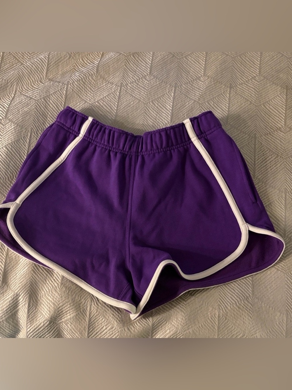 Scuba Mid-Rise Oversized
Short 3" *Trim
